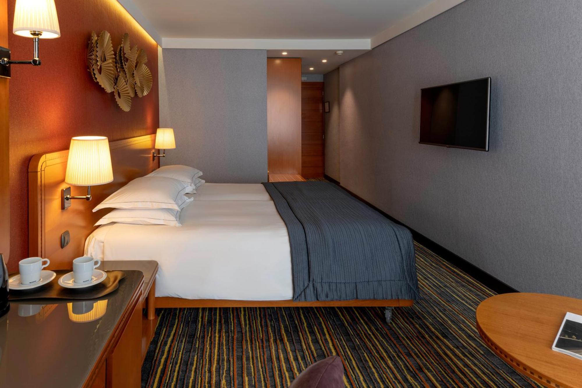 President Hotel Афіни Екстер'єр фото